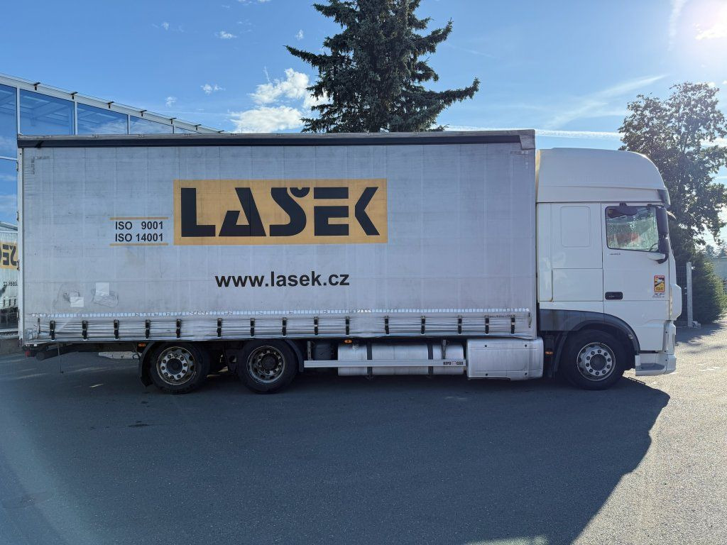 DAF XF440 EURO 6 6x2 - Камион с брезент: снимка 3 DAF XF440 EURO 6 6x2 - Камион с брезент: снимка 3