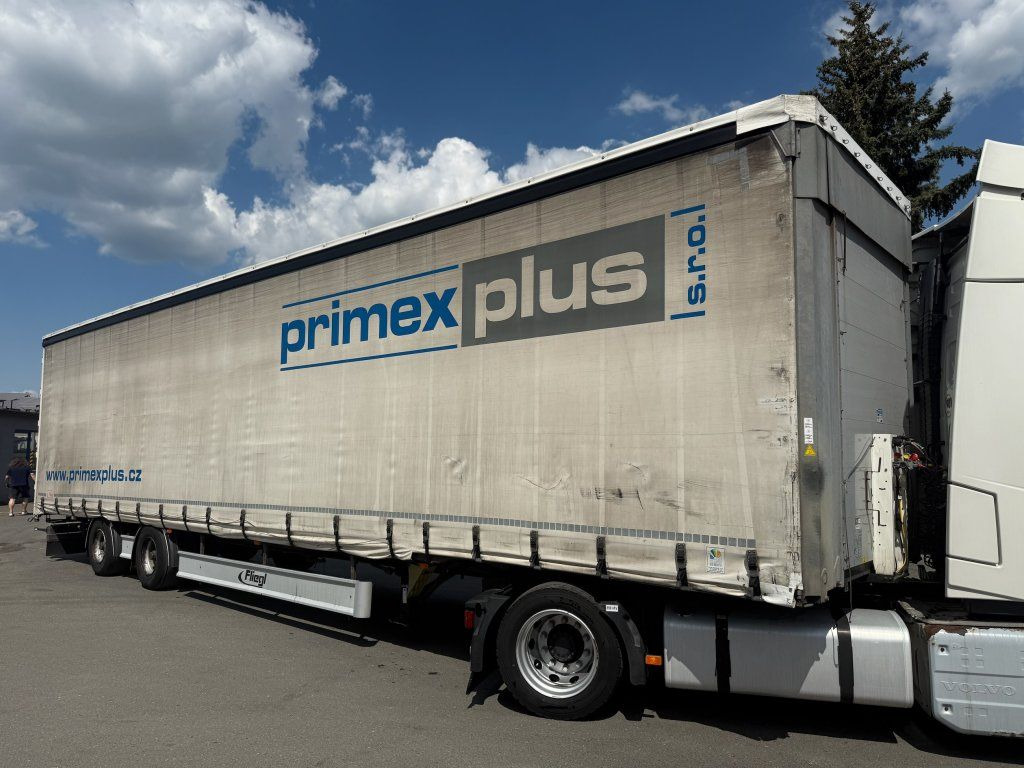 Fliegl MEGA/lowdeck 2xAchsen - Брезентово полуремарке: снимка 1 Fliegl MEGA/lowdeck 2xAchsen - Брезентово полуремарке: снимка 1