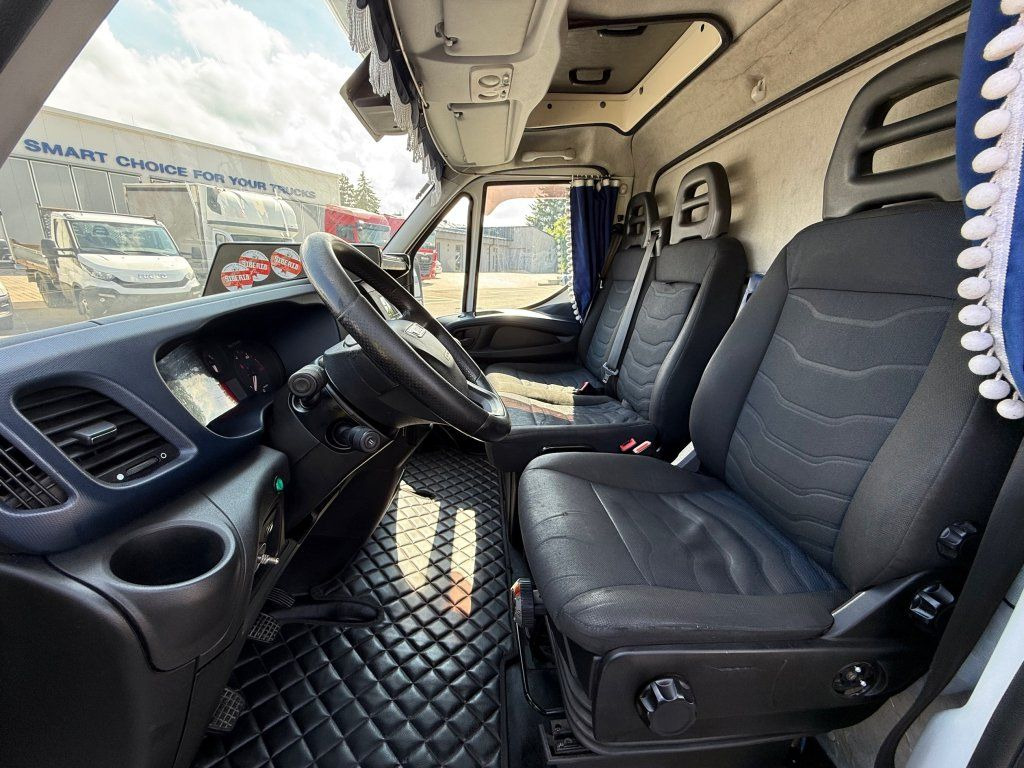 Брезентов бус Iveco 35S18 Daily: снимка 10