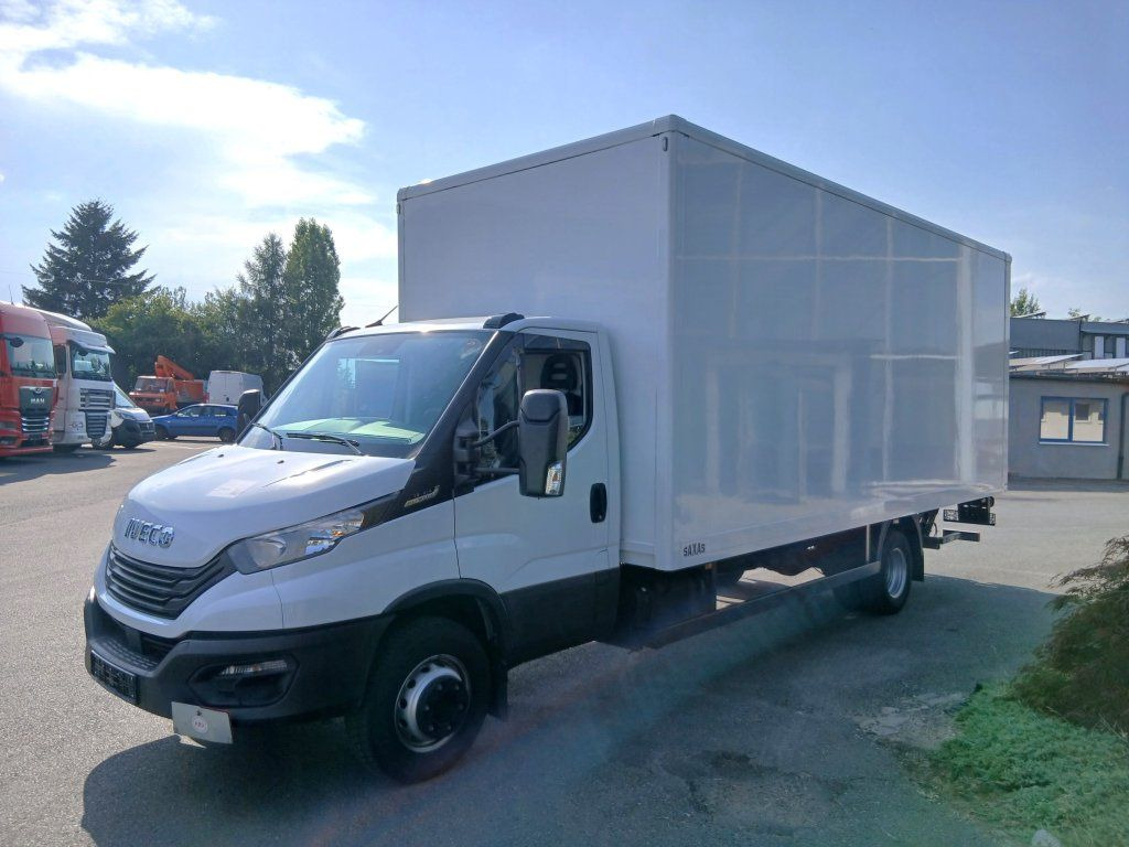 Iveco 72-210 (70C210) - Лекотоварен автомобил фургон: снимка 2 Iveco 72-210 (70C210) - Лекотоварен автомобил фургон: снимка 2