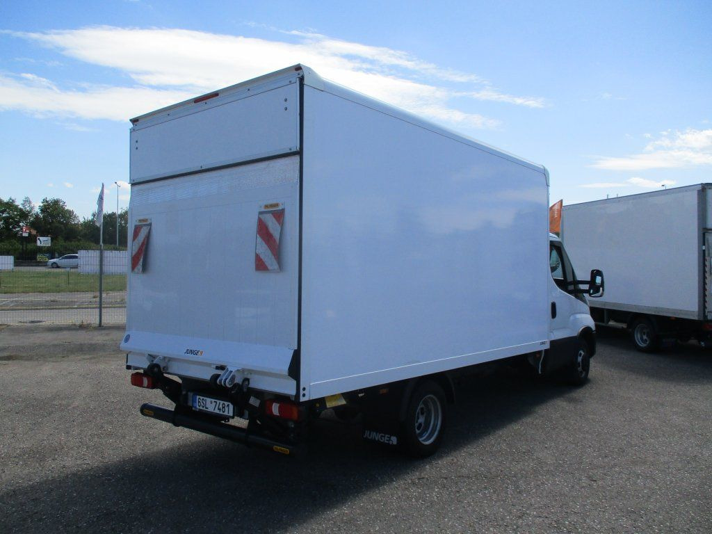 Iveco Daily 35C16, 2.3, HC, 8 palet - Лекотоварен автомобил фургон: снимка 4 Iveco Daily 35C16, 2.3, HC, 8 palet - Лекотоварен автомобил фургон: снимка 4