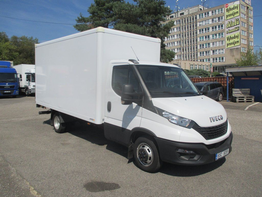Iveco Daily 35C16 - Лекотоварен автомобил фургон: снимка 3 Iveco Daily 35C16 - Лекотоварен автомобил фургон: снимка 3