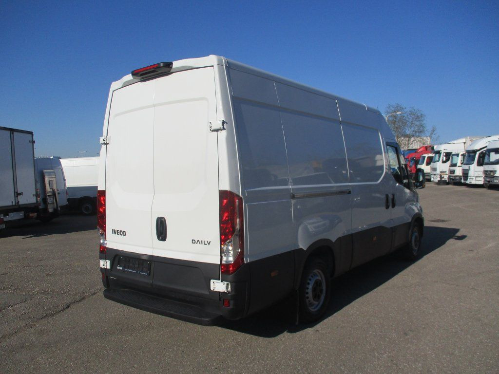Iveco Daily 35S16 - Товарен бус: снимка 5 Iveco Daily 35S16 - Товарен бус: снимка 5