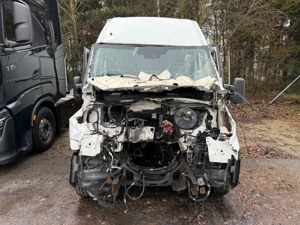 Iveco Daily 35S16 maxi Damaged - Товарен бус: снимка 2 Iveco Daily 35S16 maxi Damaged - Товарен бус: снимка 2