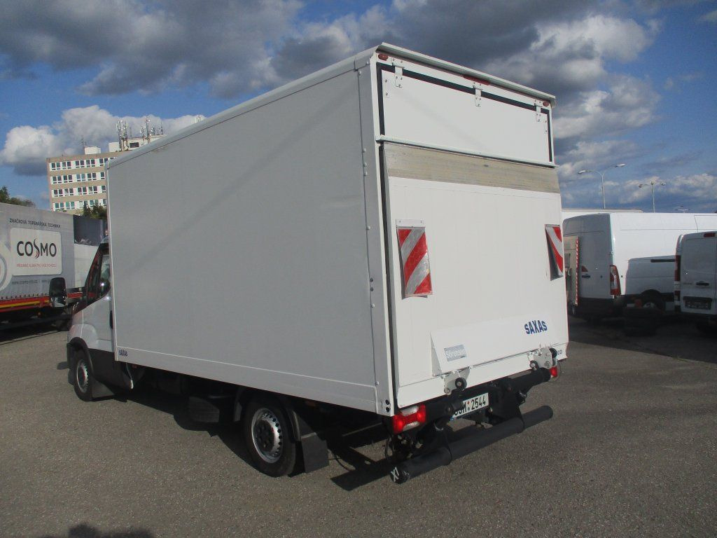Iveco Daily 35S16 mit LBW - Лекотоварен автомобил фургон: снимка 4 Iveco Daily 35S16 mit LBW - Лекотоварен автомобил фургон: снимка 4