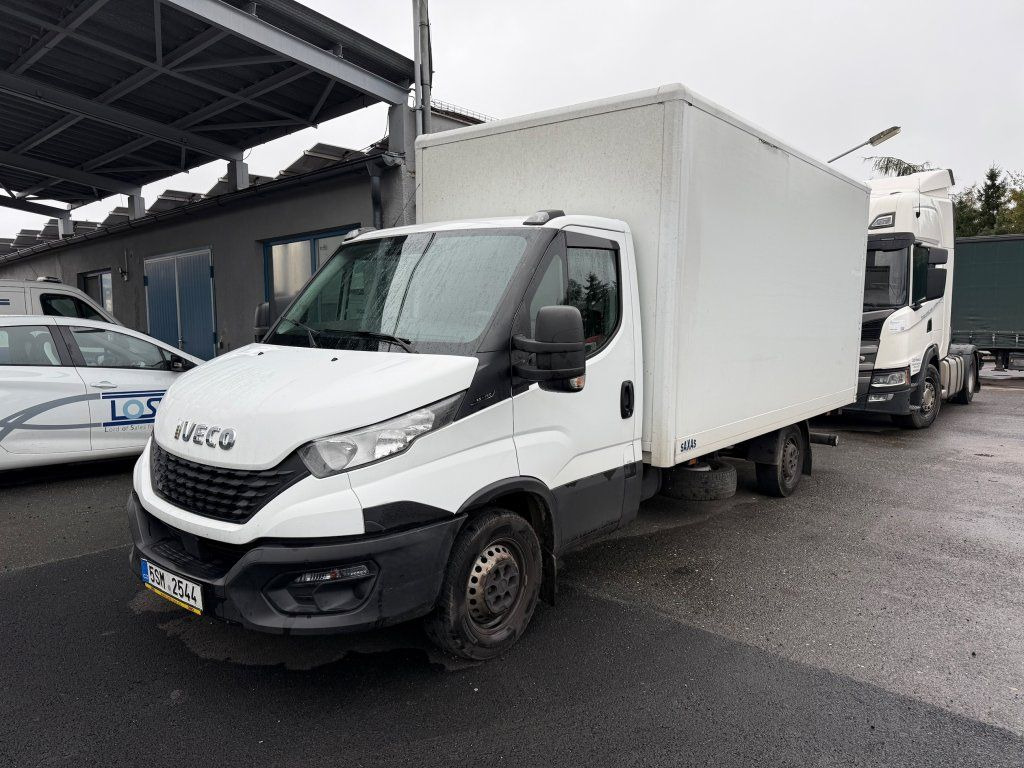 Iveco Daily 35S16 mit LBW ENGINE DEFECT - Лекотоварен автомобил фургон: снимка 1 Iveco Daily 35S16 mit LBW ENGINE DEFECT - Лекотоварен автомобил фургон: снимка 1