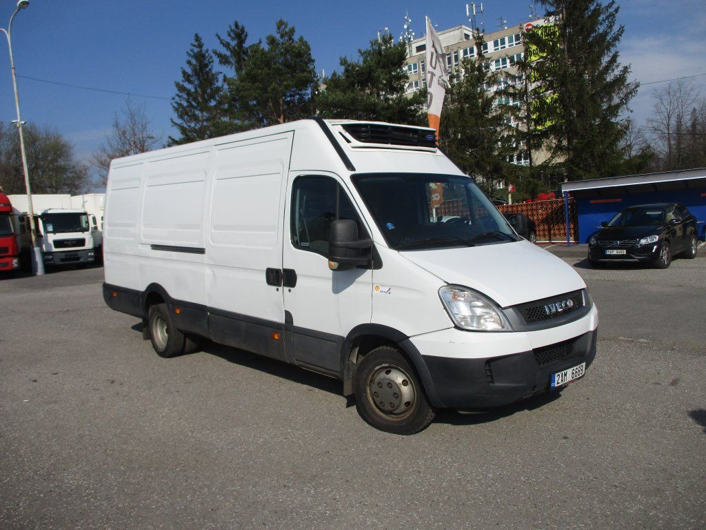 Iveco Daily 50C15 Carrier 350 - Хладилен бус: снимка 1 Iveco Daily 50C15 Carrier 350 - Хладилен бус: снимка 1