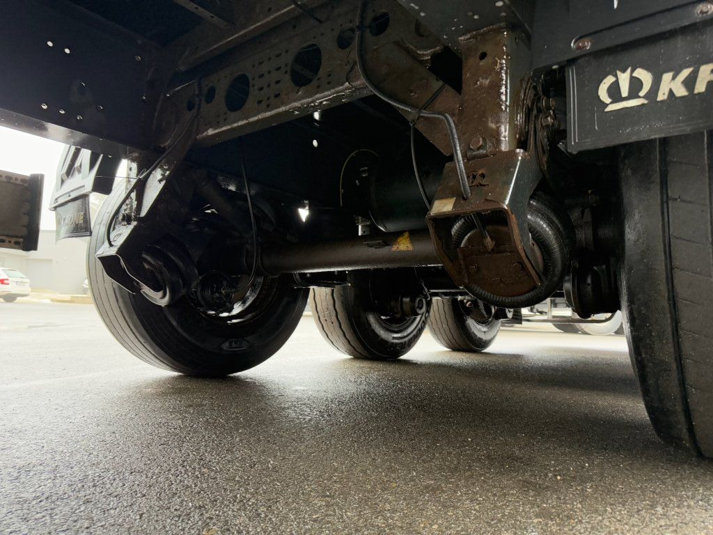 Krone SD Bordwande - Брезентово полуремарке: снимка 5 Krone SD Bordwande - Брезентово полуремарке: снимка 5