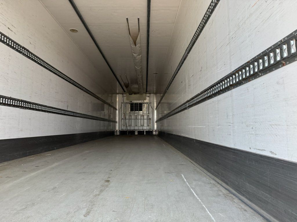 Затворена каросерия полуремарке Lamberet LVF S3 Carrier Maxima 1300: снимка 12 Затворена каросерия полуремарке Lamberet LVF S3 Carrier Maxima 1300: снимка 12