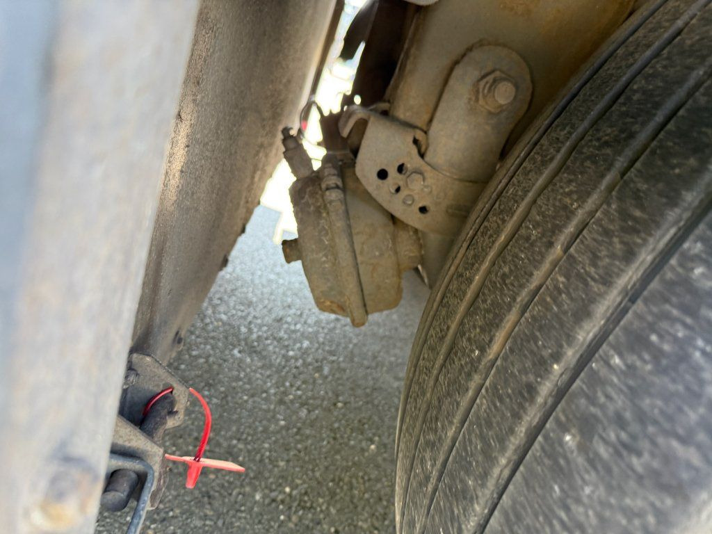 Затворена каросерия полуремарке Lamberet LVF S3 Carrier Maxima 1300: снимка 7 Затворена каросерия полуремарке Lamberet LVF S3 Carrier Maxima 1300: снимка 7