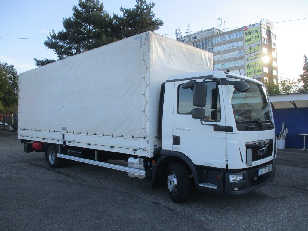 MAN TGL 12.220 - Камион с брезент: снимка 2 MAN TGL 12.220 - Камион с брезент: снимка 2