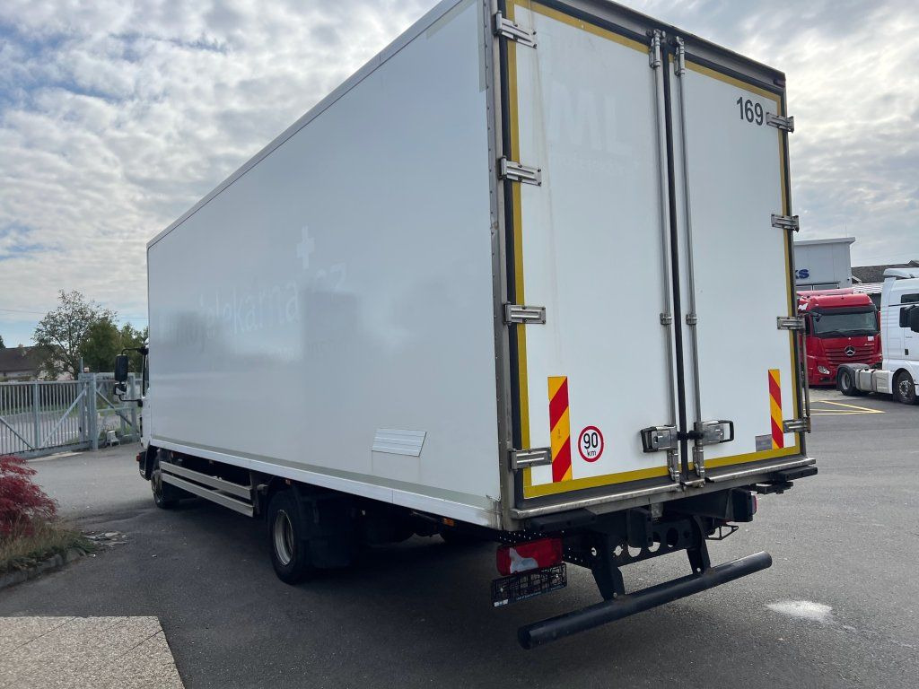 MAN TGL12.220 EURO 6 Carrier Xarios 600 - Рефрижератор камион: снимка 5 MAN TGL12.220 EURO 6 Carrier Xarios 600 - Рефрижератор камион: снимка 5