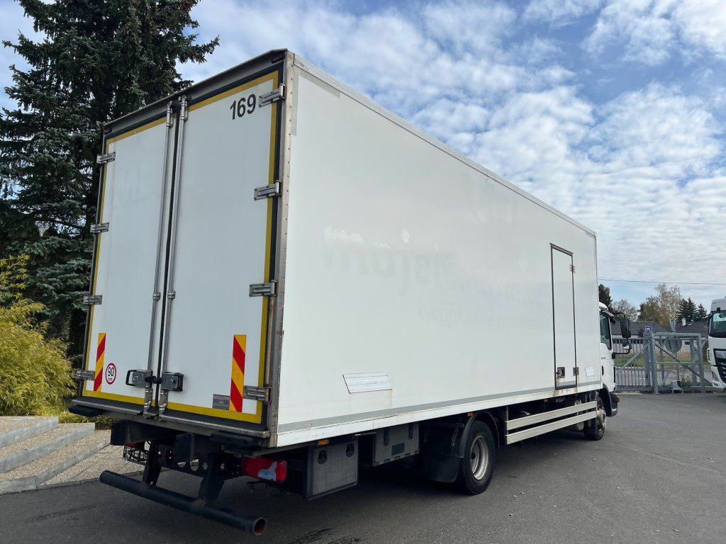 MAN TGL12.220 EURO 6 Carrier Xarios 600 - Рефрижератор камион: снимка 4 MAN TGL12.220 EURO 6 Carrier Xarios 600 - Рефрижератор камион: снимка 4