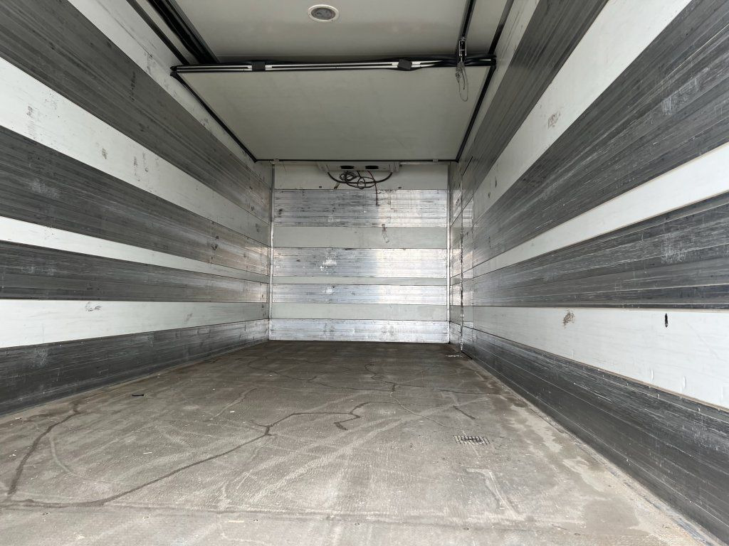 Рефрижератор камион MAN TGL12.220 EURO 6 Carrier Xarios 600: снимка 10 Рефрижератор камион MAN TGL12.220 EURO 6 Carrier Xarios 600: снимка 10