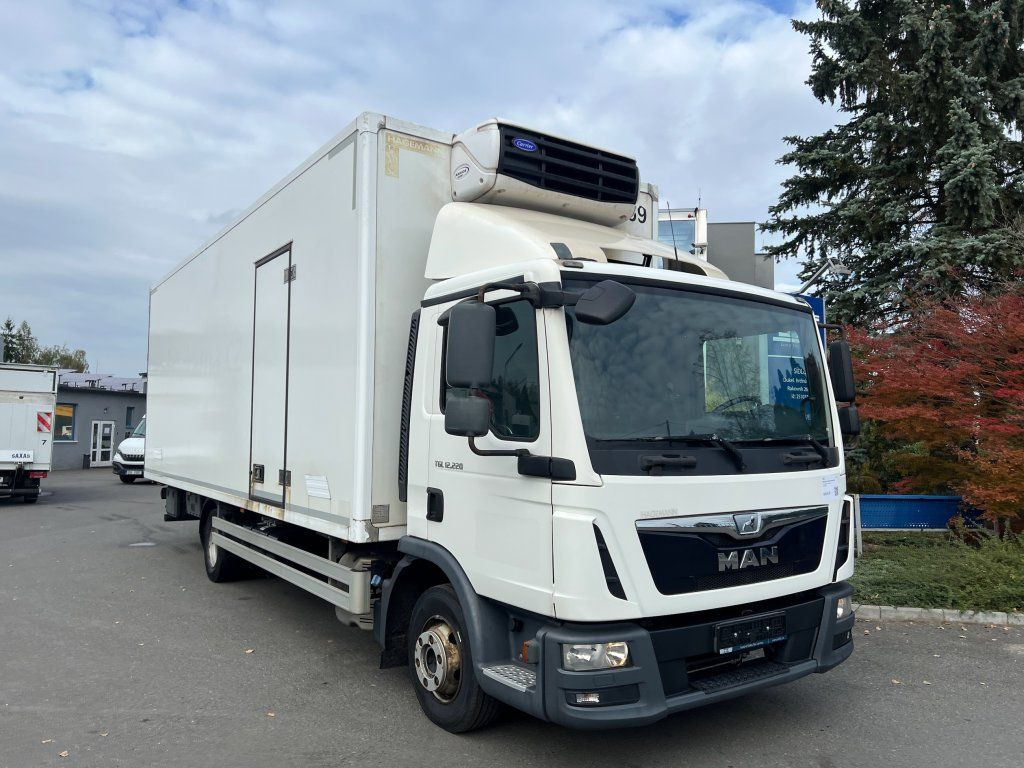 MAN TGL12.220 EURO 6 Carrier Xarios 600 - Рефрижератор камион: снимка 2 MAN TGL12.220 EURO 6 Carrier Xarios 600 - Рефрижератор камион: снимка 2