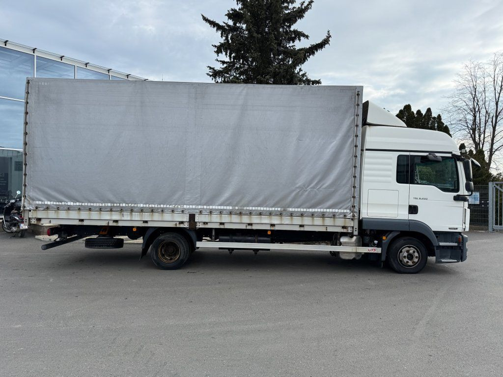 MAN TGL8.220 EURO 6 - Брезентов бус: снимка 3 MAN TGL8.220 EURO 6 - Брезентов бус: снимка 3