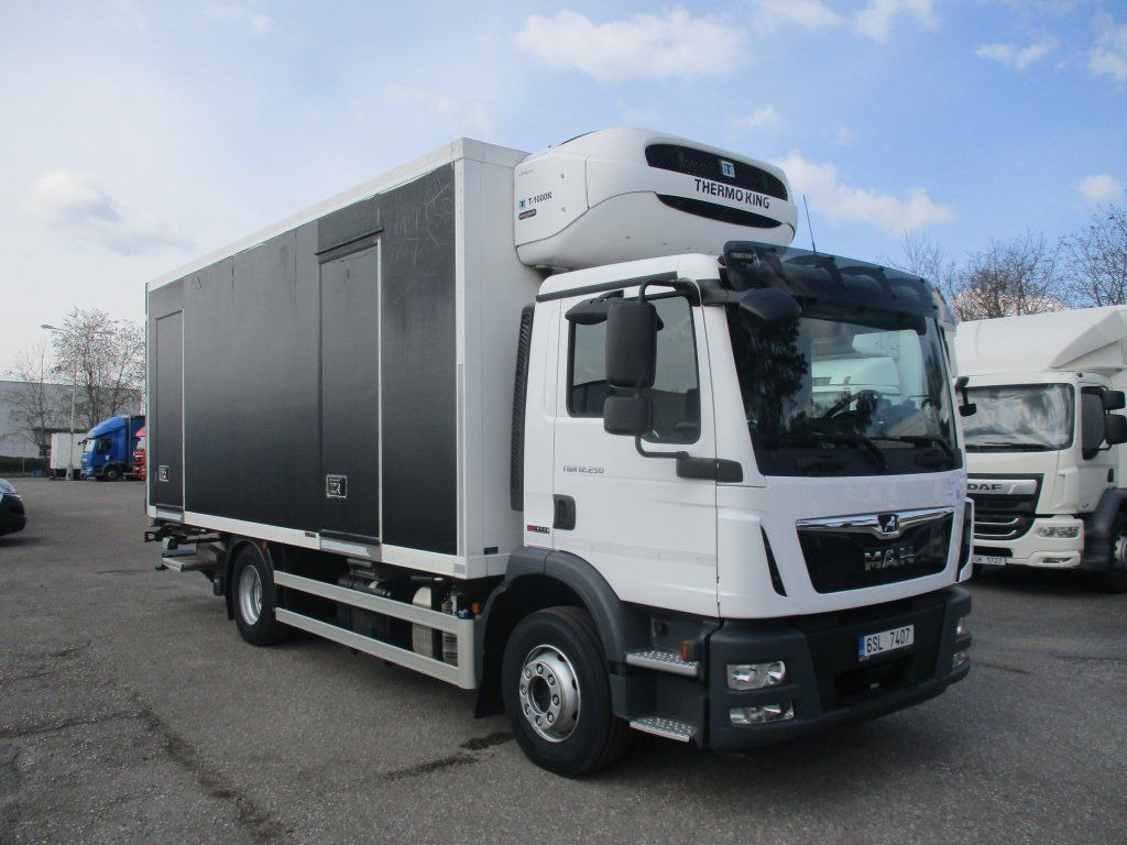 MAN TGM 12.250,Izotherm - Рефрижератор камион: снимка 3 MAN TGM 12.250,Izotherm - Рефрижератор камион: снимка 3