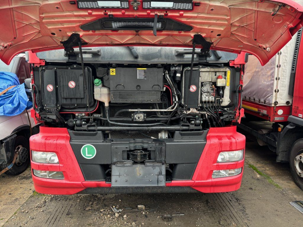 MAN TGM18.340 EURO 6 UNANGETRIEBEN - Камион с брезент: снимка 3 MAN TGM18.340 EURO 6 UNANGETRIEBEN - Камион с брезент: снимка 3