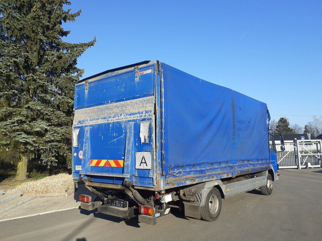 Mercedes-Benz 1018 Atego EURO 3 - Камион с брезент: снимка 5 Mercedes-Benz 1018 Atego EURO 3 - Камион с брезент: снимка 5