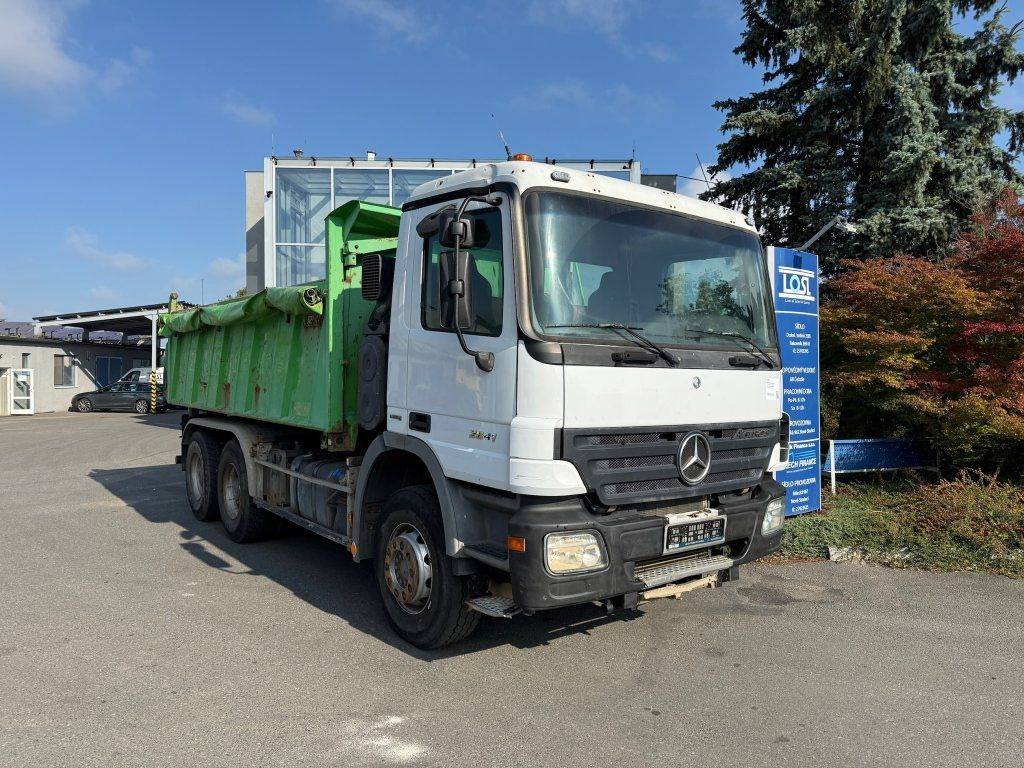 Mercedes-Benz 2641 Actros 6x4 EURO 4 - Самосвал камион: снимка 2 Mercedes-Benz 2641 Actros 6x4 EURO 4 - Самосвал камион: снимка 2