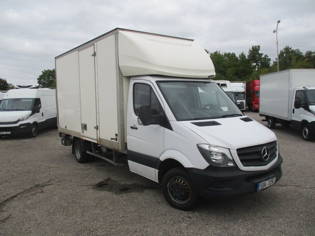 Mercedes-Benz Sprinter 513 CDi mit LBW - Лекотоварен автомобил фургон: снимка 1 Mercedes-Benz Sprinter 513 CDi mit LBW - Лекотоварен автомобил фургон: снимка 1