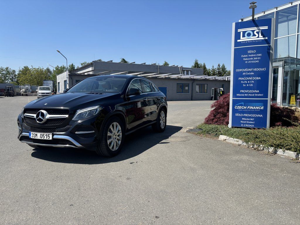 Mercedes-Benz d Coupe - Лек автомобил: снимка 1 Mercedes-Benz d Coupe - Лек автомобил: снимка 1