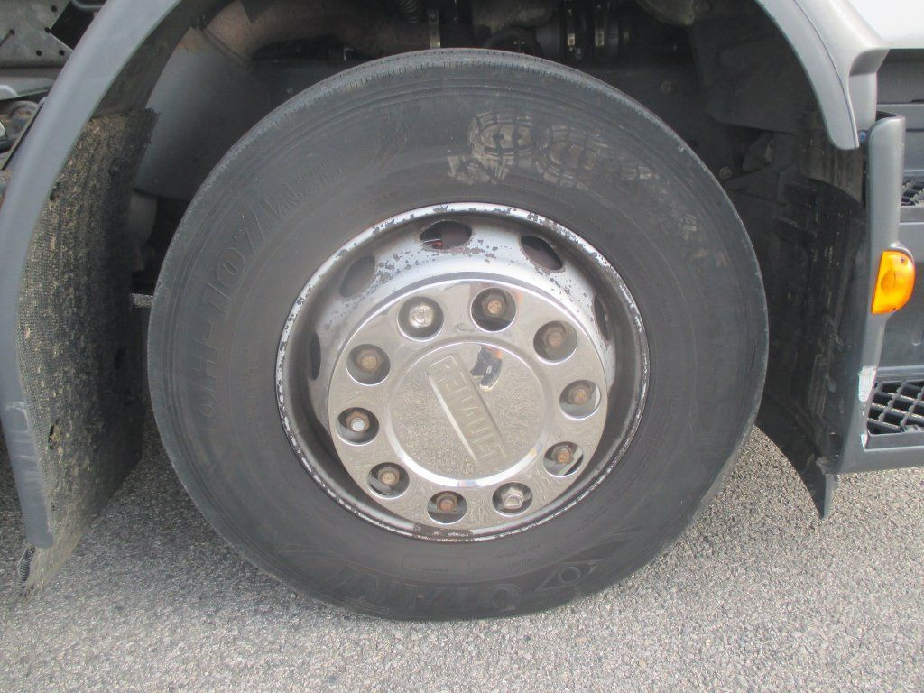Лизинг на  Renault D18 320 Renault D18 320: снимка 17