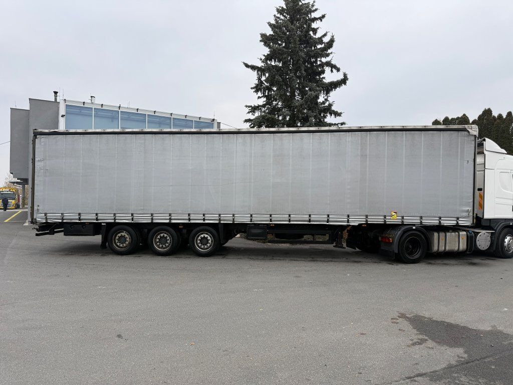 Schmitz Cargobull SCS24 - Брезентово полуремарке: снимка 2 Schmitz Cargobull SCS24 - Брезентово полуремарке: снимка 2