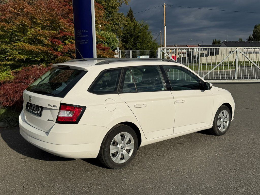 Skoda 1,4TDi kombi - Комби: снимка 4 Skoda 1,4TDi kombi - Комби: снимка 4