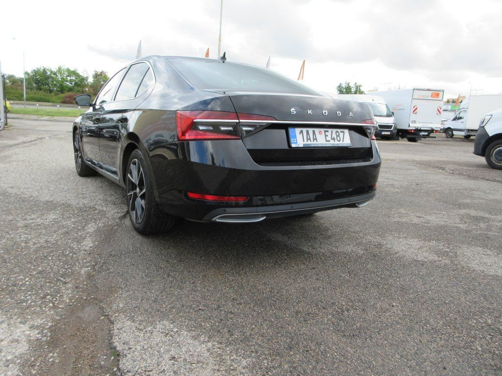 Skoda 2.0 Tdi 147kW L&K 4x4 Dsg - Седан: снимка 5 Skoda 2.0 Tdi 147kW L&K 4x4 Dsg - Седан: снимка 5