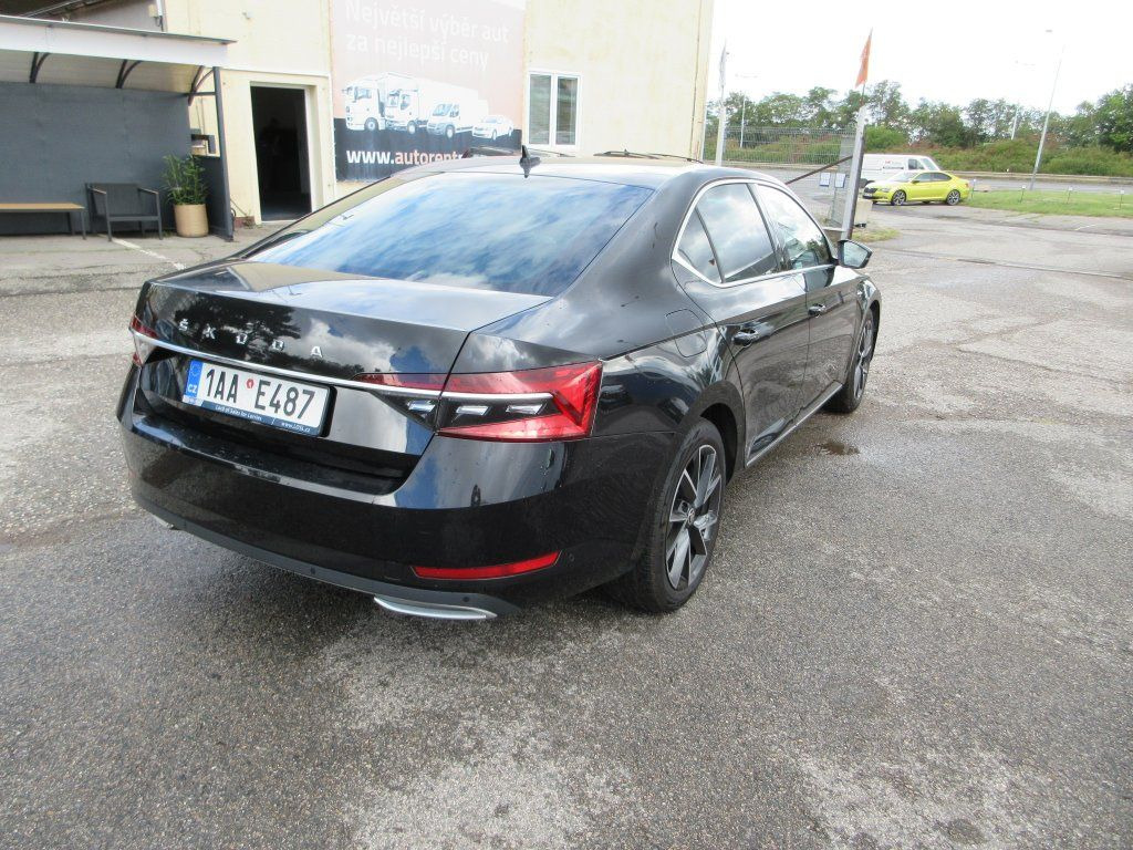 Skoda 2.0 Tdi 147kW L&K 4x4 Dsg - Седан: снимка 4 Skoda 2.0 Tdi 147kW L&K 4x4 Dsg - Седан: снимка 4