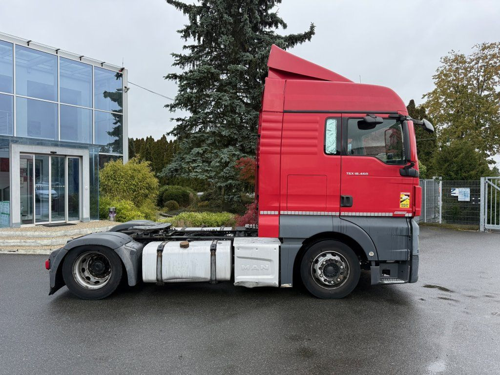 MAN TGX18.460 EURO 6 MEGA/lowdeck NEW TACHO RETARDER - Влекач: снимка 3 MAN TGX18.460 EURO 6 MEGA/lowdeck NEW TACHO RETARDER - Влекач: снимка 3