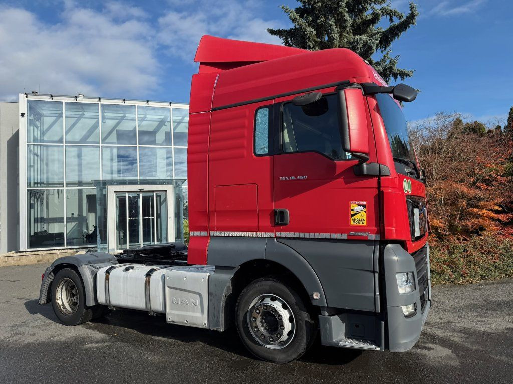 MAN TGX18.460 EURO 6 MEGA/lowdeck NEW TACHO RETARDER - Влекач: снимка 2 MAN TGX18.460 EURO 6 MEGA/lowdeck NEW TACHO RETARDER - Влекач: снимка 2