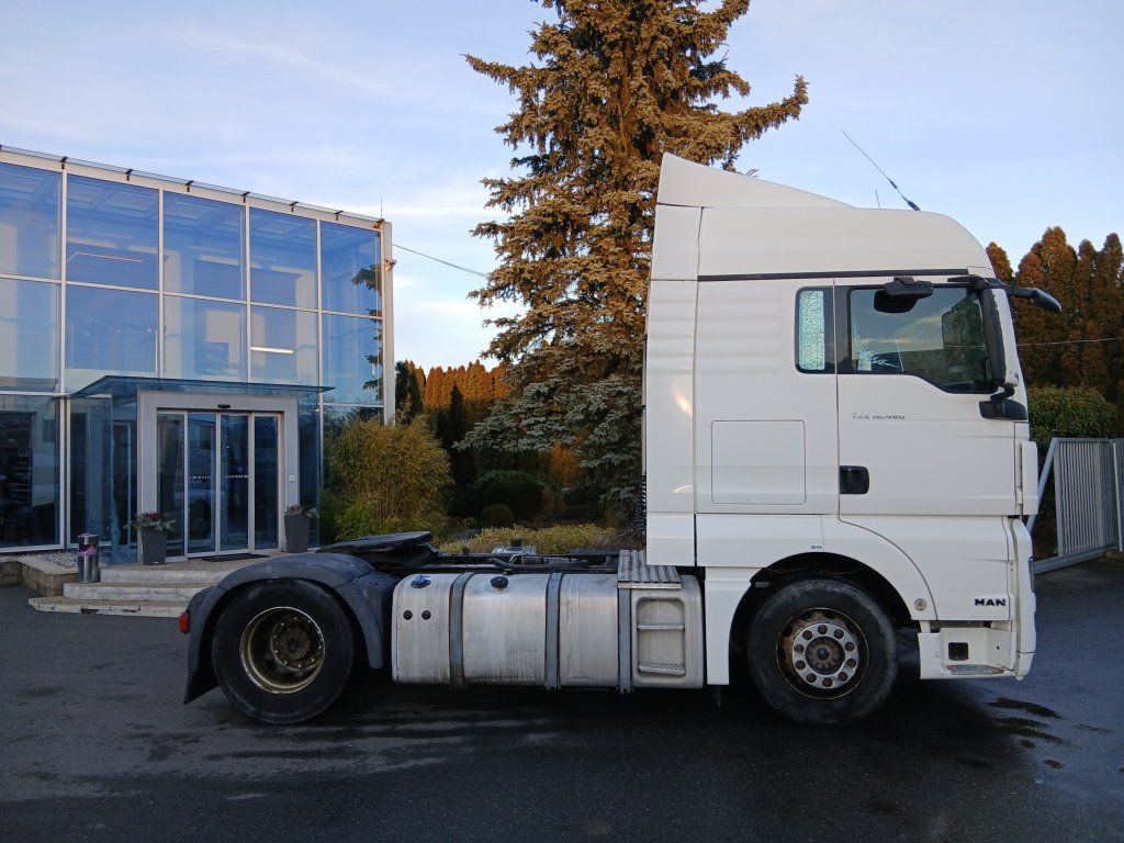 MAN TGX18.480 XLX Euro 5 EEV standard manual - Влекач: снимка 4 MAN TGX18.480 XLX Euro 5 EEV standard manual - Влекач: снимка 4