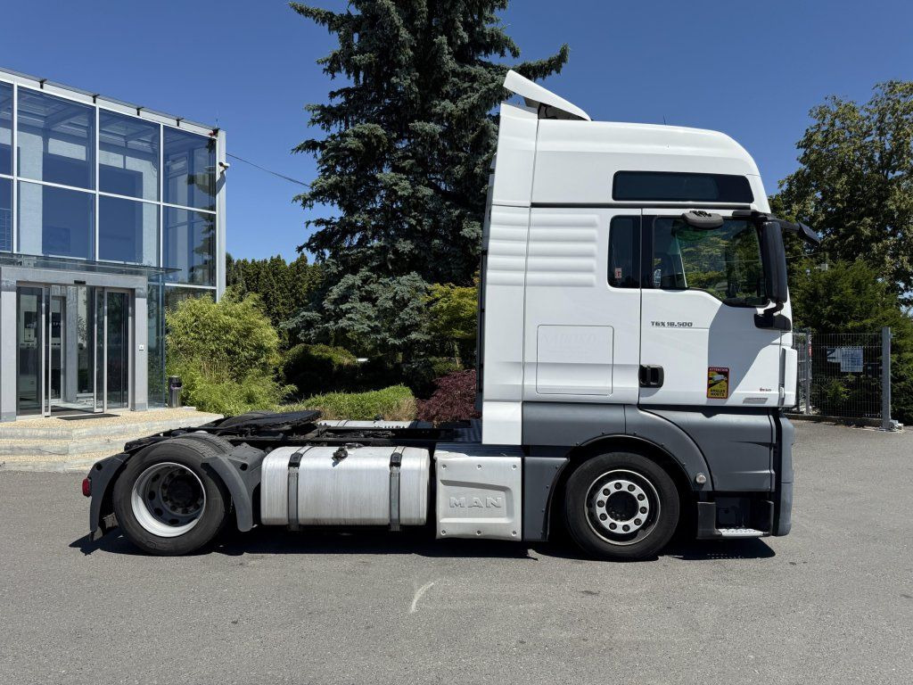 MAN TGX18.500 EURO 6 MEGA/lowdeck - Влекач: снимка 3 MAN TGX18.500 EURO 6 MEGA/lowdeck - Влекач: снимка 3