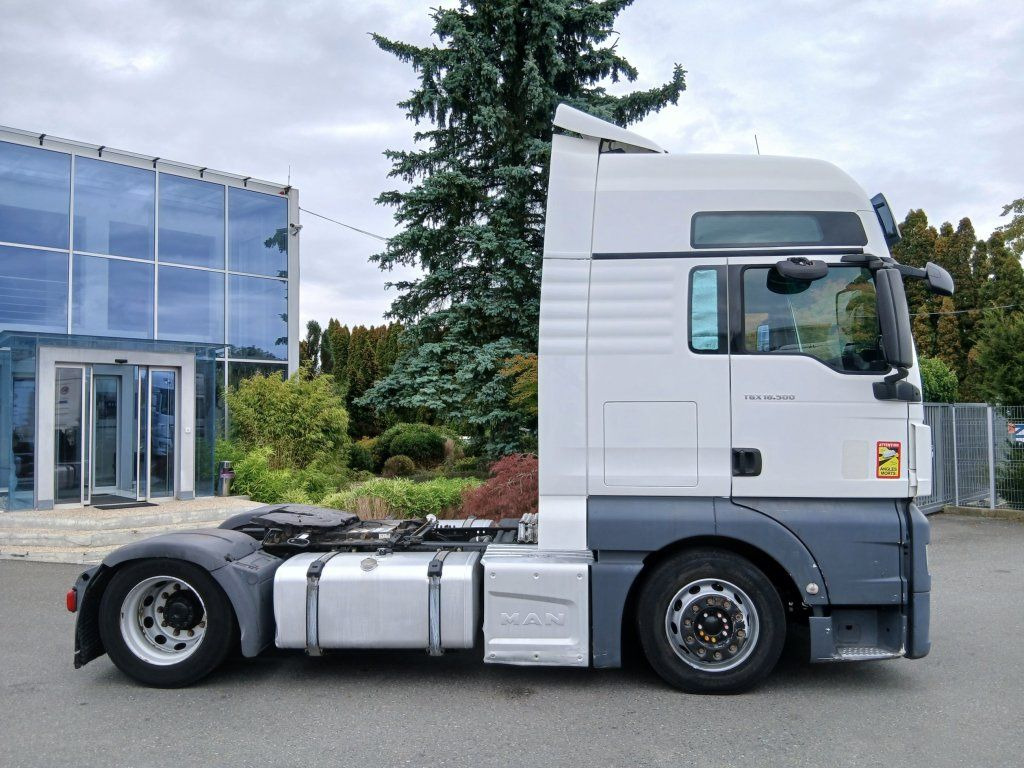 MAN TGX18.500 XXL EURO 6 MEGA/lowdeck - Влекач: снимка 3 MAN TGX18.500 XXL EURO 6 MEGA/lowdeck - Влекач: снимка 3