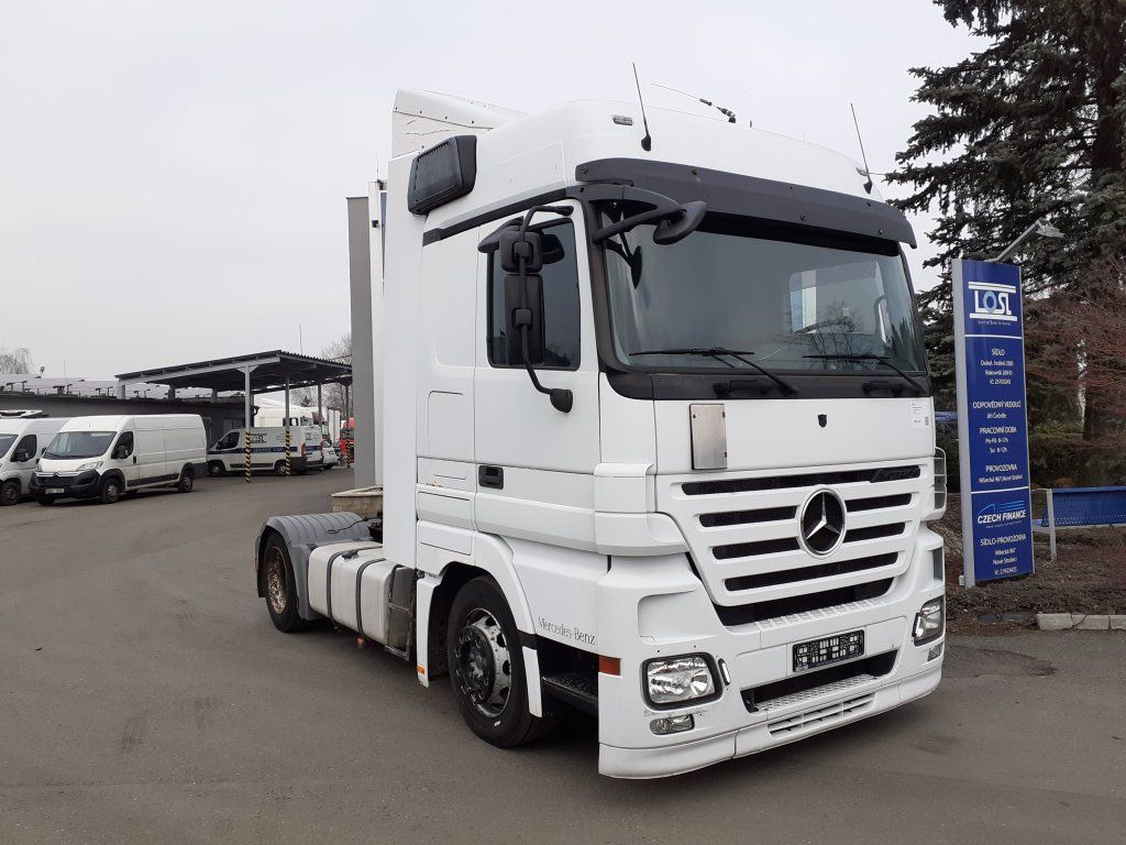 Mercedes-Benz 1844 Actros MEGA/Lowdeck EURO 5 - Влекач: снимка 4 Mercedes-Benz 1844 Actros MEGA/Lowdeck EURO 5 - Влекач: снимка 4