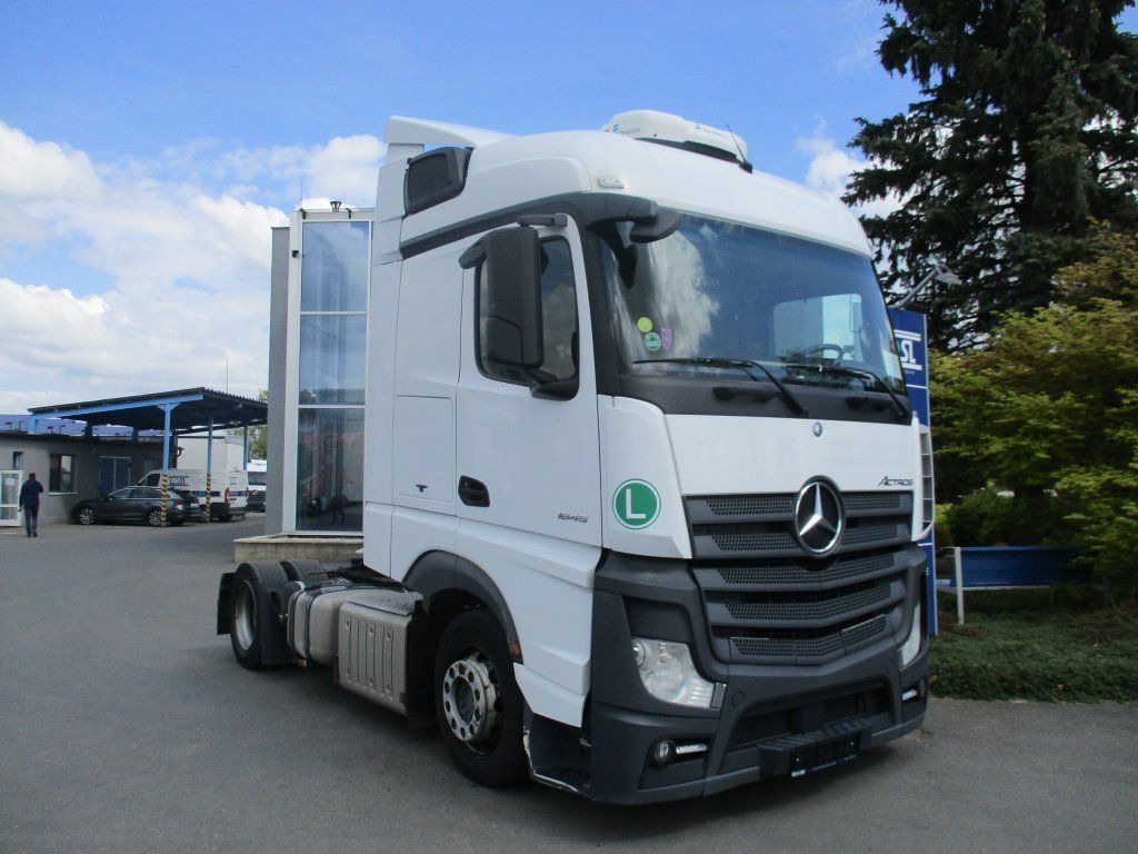 Mercedes-Benz 1845 Actros EURO 6 MEGA/lowdeck - Влекач: снимка 2 Mercedes-Benz 1845 Actros EURO 6 MEGA/lowdeck - Влекач: снимка 2