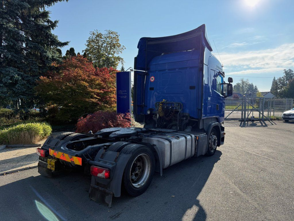 Scania R450 Highline EURO 6 MEGA/lowdeck - Влекач: снимка 4 Scania R450 Highline EURO 6 MEGA/lowdeck - Влекач: снимка 4