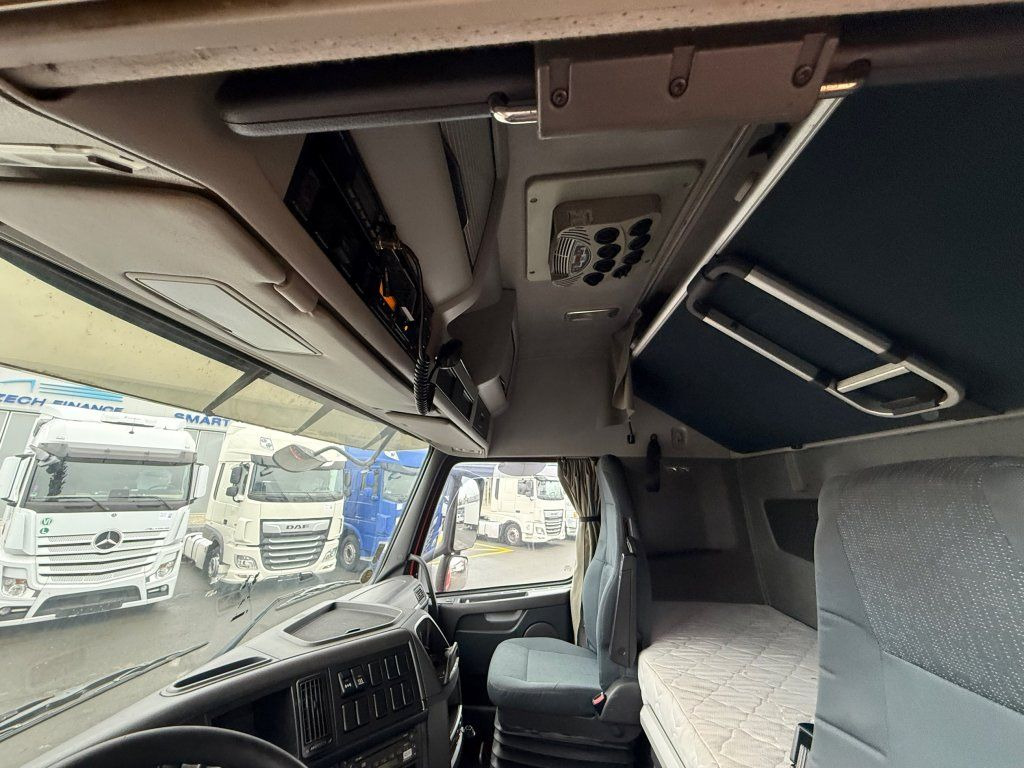 Влекач Volvo FH13 460 Globetrotter Euro 5: снимка 16