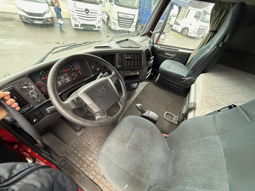 Влекач Volvo FH13 460 Globetrotter Euro 5: снимка 11