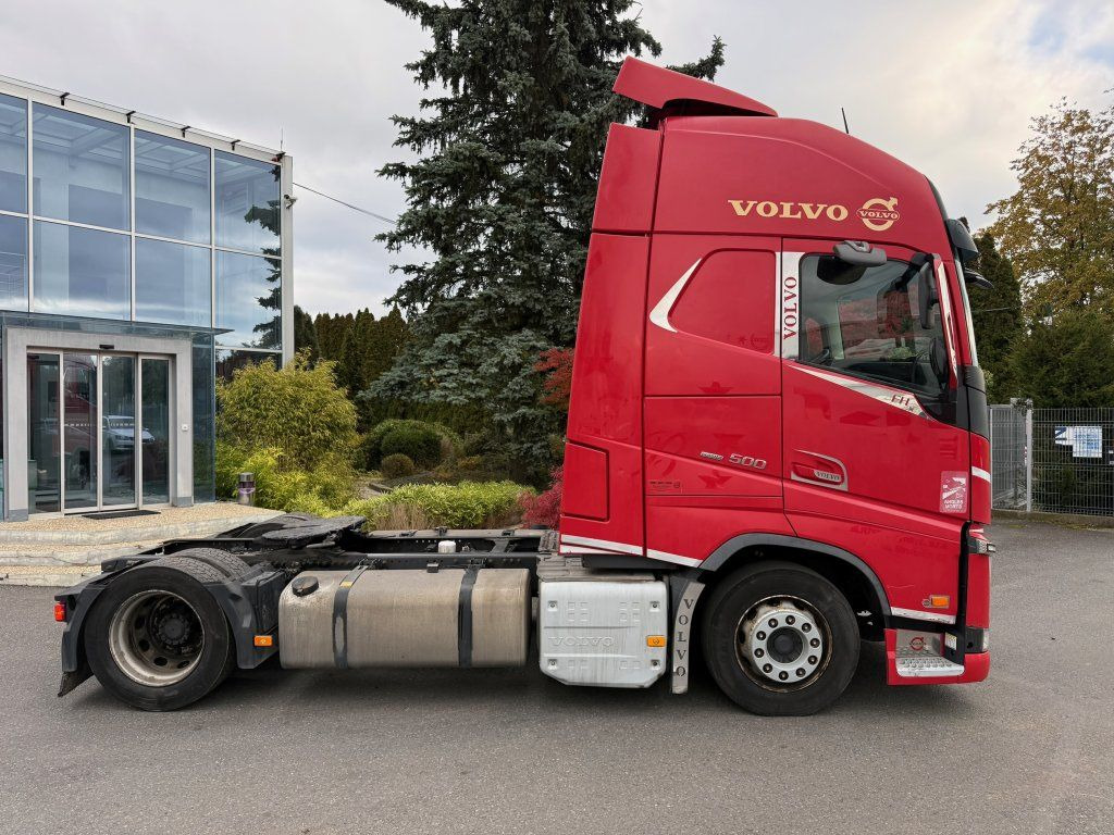 Volvo FH500 EURO 6 MEGA/lowdeck NEW TACHO - Влекач: снимка 4 Volvo FH500 EURO 6 MEGA/lowdeck NEW TACHO - Влекач: снимка 4