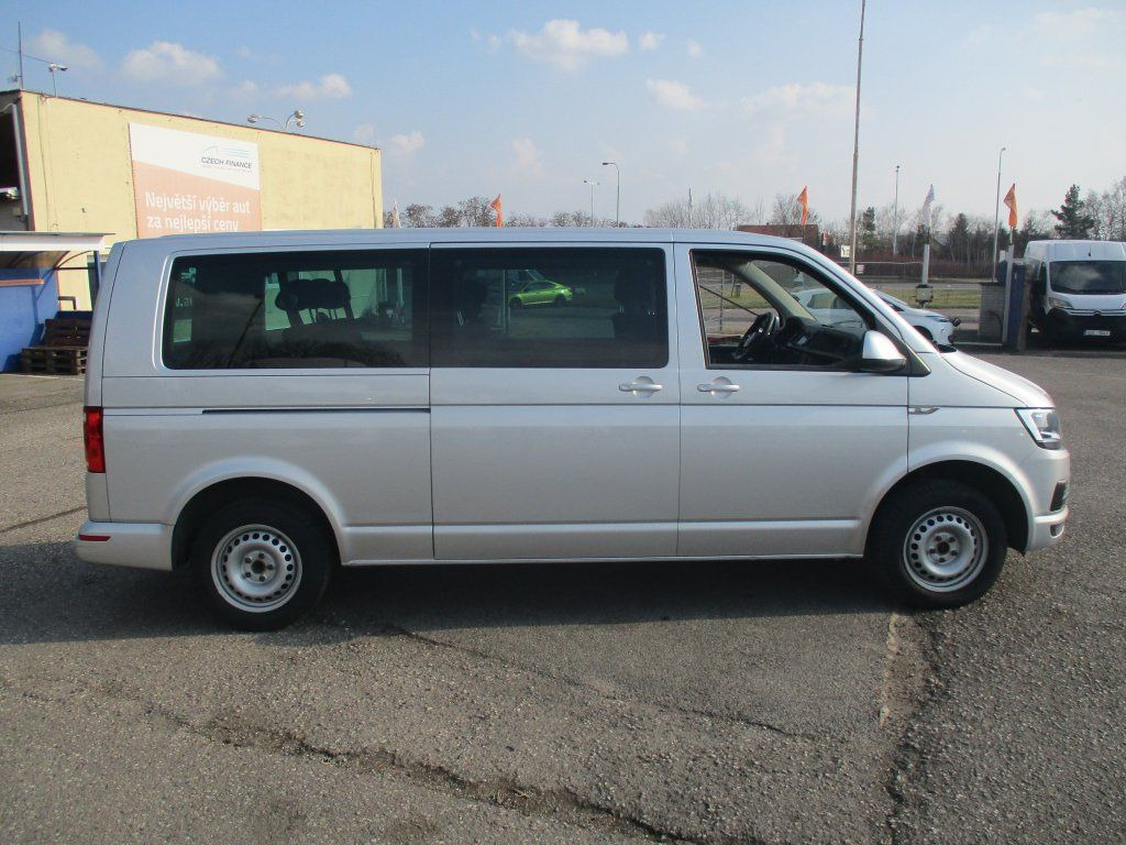 Volkswagen T6 2.0 TDI,Navi,DSG - Пътнически бус: снимка 4 Volkswagen T6 2.0 TDI,Navi,DSG - Пътнически бус: снимка 4
