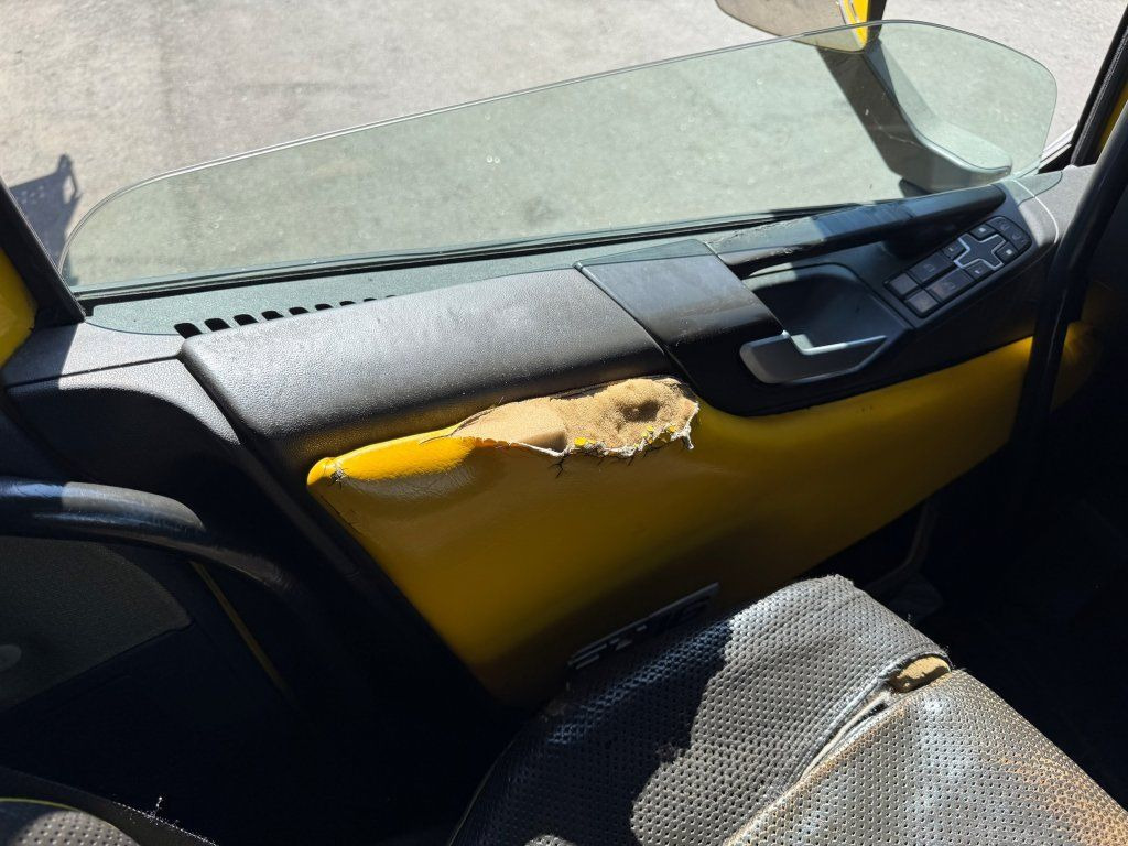 Лизинг на  Volvo FH 16 750 6x4 + Fliegl Volvo FH 16 750 6x4 + Fliegl: снимка 17