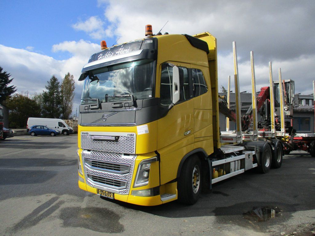 Volvo FH 16 750 6x4 + Fliegl - Камион за дърва, Камион с кран: снимка 2 Volvo FH 16 750 6x4 + Fliegl - Камион за дърва, Камион с кран: снимка 2