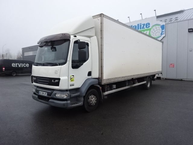 DAF LF 55 280 // broken engine - moteur cassé ! - Камион фургон: снимка 1 DAF LF 55 280 // broken engine - moteur cassé ! - Камион фургон: снимка 1