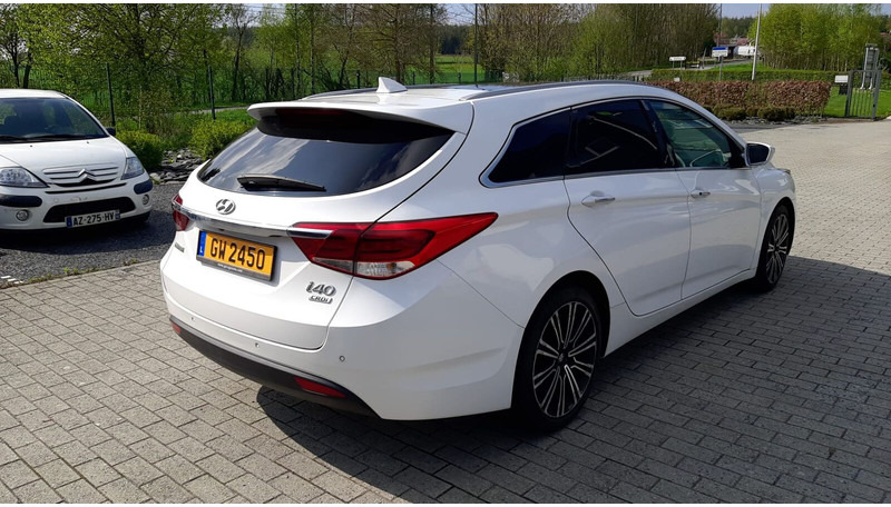 Hyundai i40 - Лек автомобил: снимка 3 Hyundai i40 - Лек автомобил: снимка 3