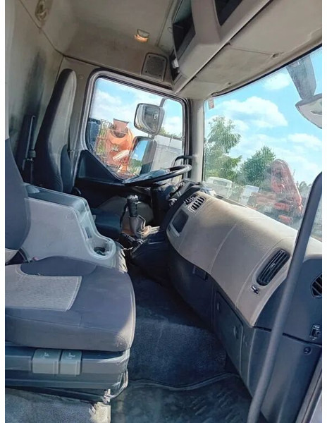 Камион с брезент Renault Midlum 280 dxi: снимка 9 Камион с брезент Renault Midlum 280 dxi: снимка 9