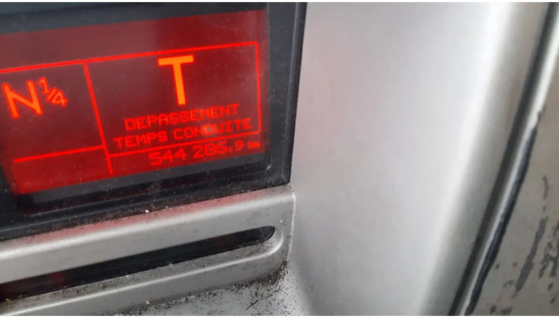 Камион с брезент Renault Premium 370 DXI: снимка 6 Камион с брезент Renault Premium 370 DXI: снимка 6