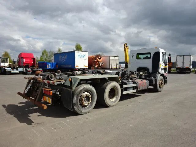 Renault Premium 370 dci - 6x2 - container system - crane/grue - Камион с кабелна система: снимка 2 Renault Premium 370 dci - 6x2 - container system - crane/grue - Камион с кабелна система: снимка 2
